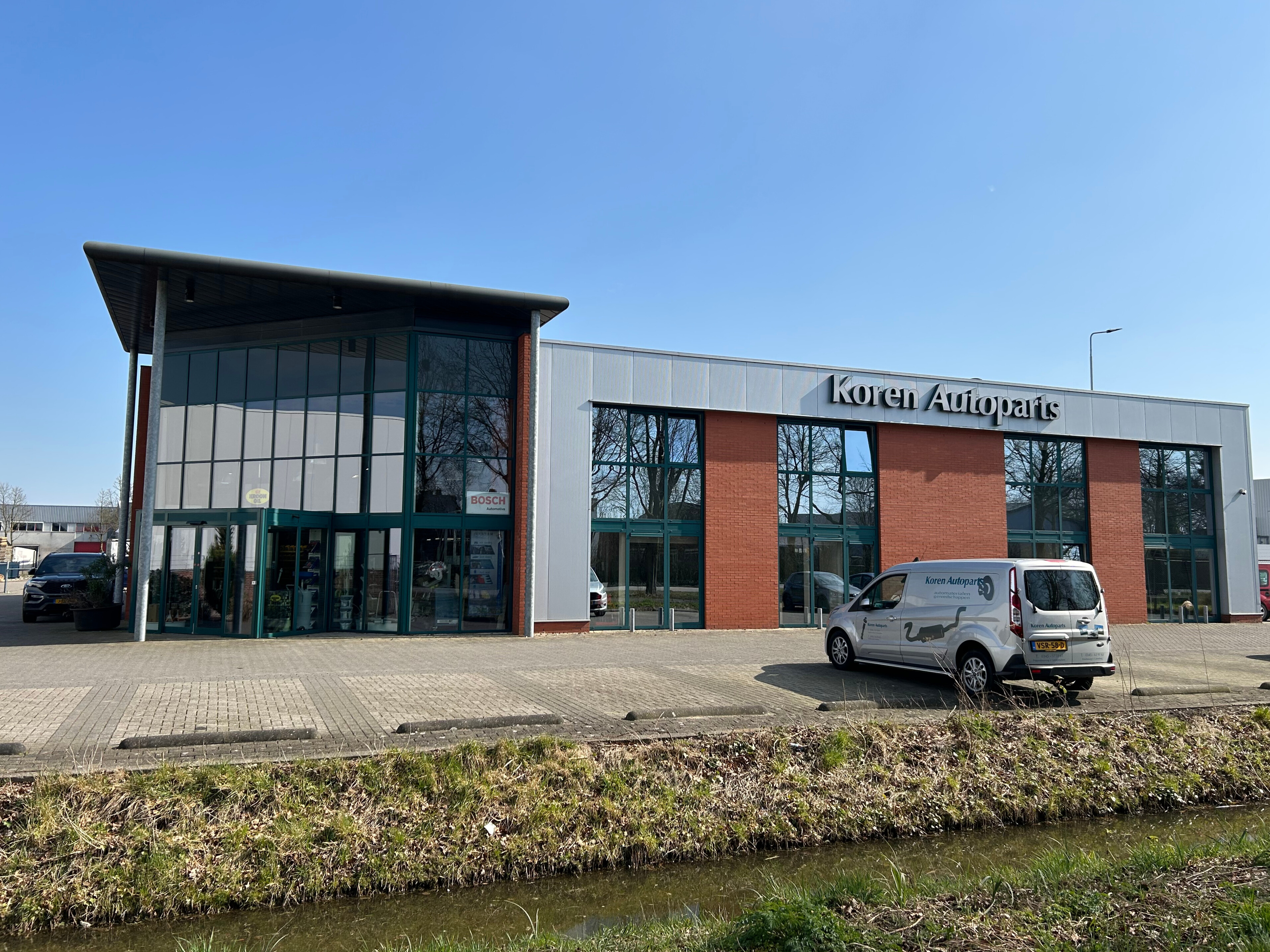 Het filiaal van Koren Autoparts in Geldermalsen
